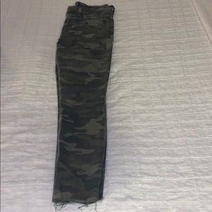 Camo skinny jean
